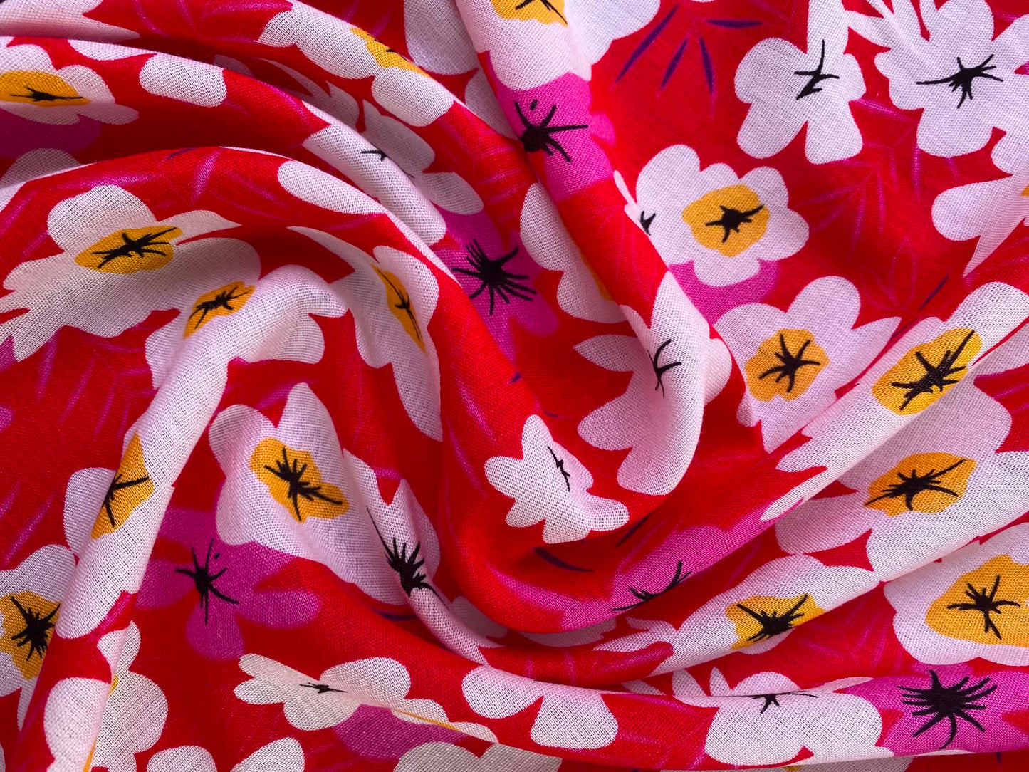 Retro 70s Floral Daisy 100% Viscose Fabric - Red Green & Orange Dressmaking Fabric - Extra Wide 57" By The Metre (Copy)