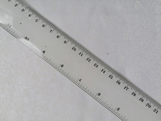 100% Cotton - Crafting & Quilting - Des 113 - Cream on White - 44" Wide - Sold By the Metre