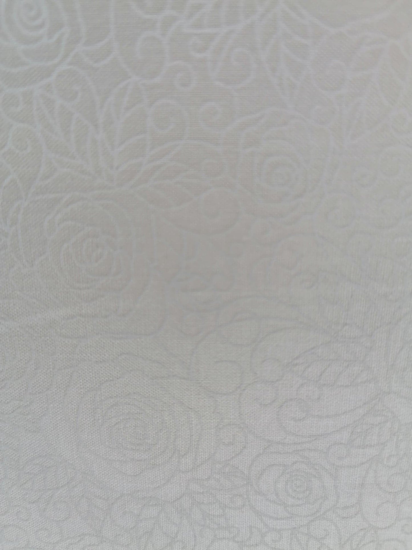 100% Cotton - Crafting & Quilting - Des 106 - White on Cream - 44" Wide - Sold By the Metre