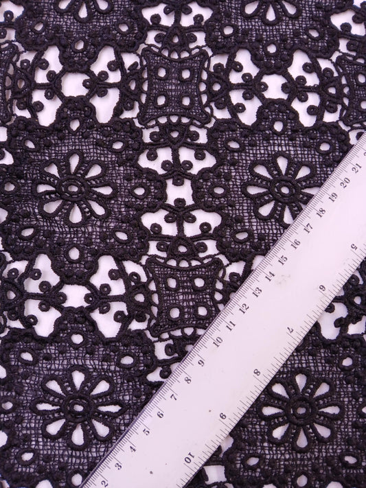 River Island - Dry Lace Double Scalloped - Black - 45" Wide - Sold By The Metre