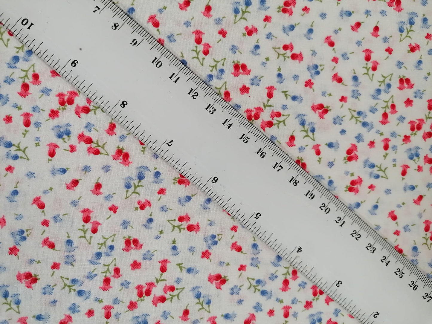 100% Cotton - Crafting & Quilting - Ditsy Floral - White/Red/Blue - 44" Wide - Sold By the Metre