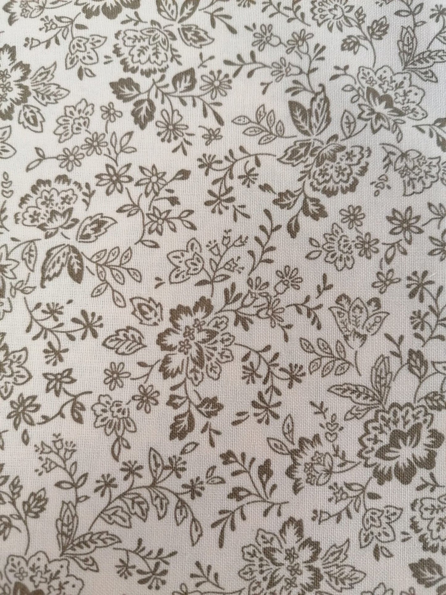 100% Cotton - Crafting & Quilting - Cream/Brown - 44" Wide - Sold By The Metre