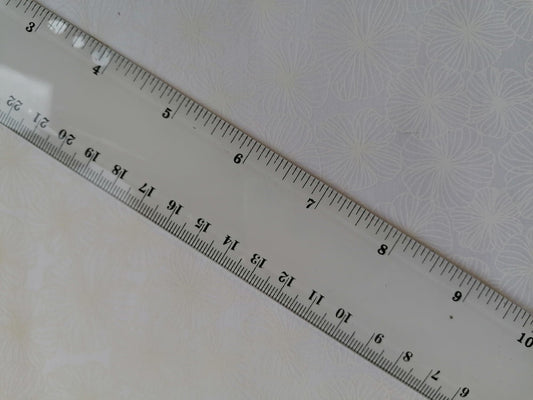 100% Cotton - Crafting & Quilting -  Des 109 - Cream on White - 44" Wide - Sold By the Metre