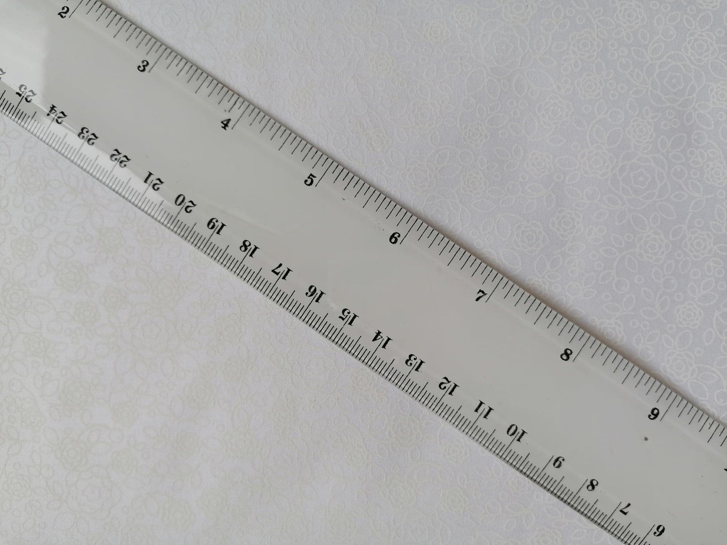 100% Cotton - Crafting & Quilting -  Des 107 - Cream on White - 44" Wide - Sold By the Metre