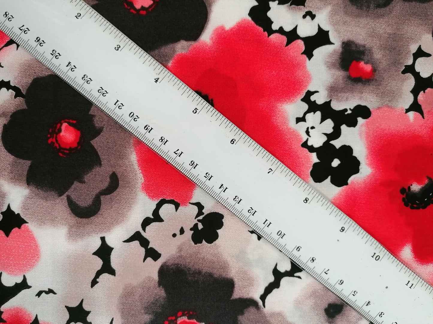 100% Cotton - Crafting & Quilting - Floral - Red/Black/White - 44" Wide - Sold By the Metre