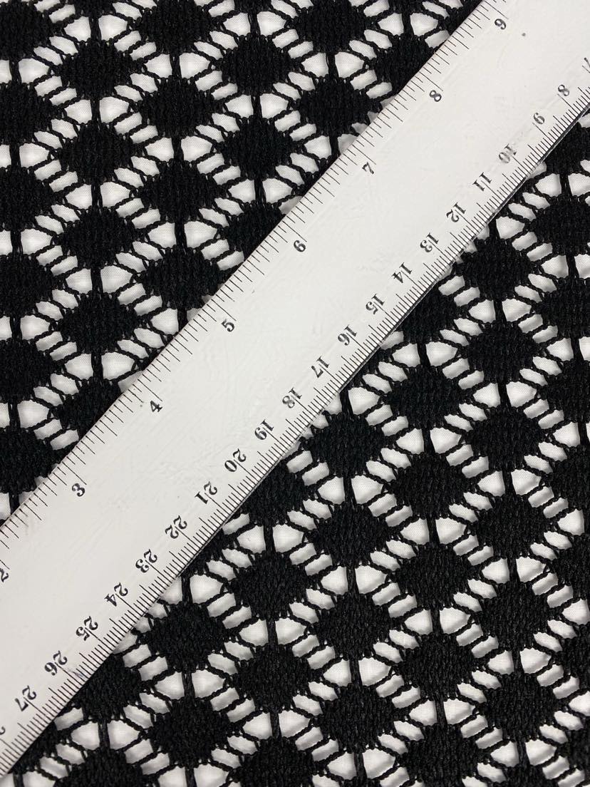 Heavy Lace - Black - 59" Wide - Sold By the Metre