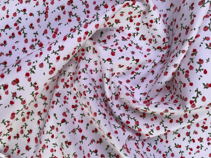 64% Cotton 30% Poly 6% Lycra - Green/Red/White - 51"Wide - Sold By The Metre