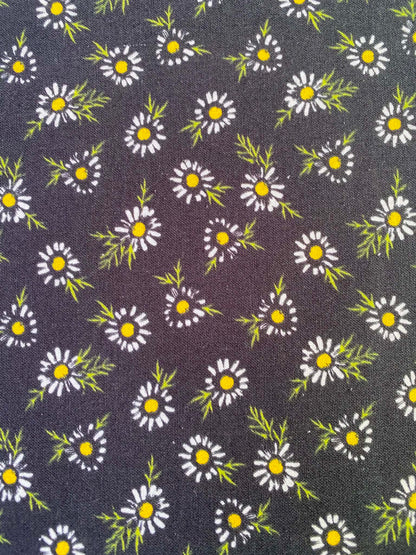 Black Ditsy Daisy 100% Cotton Fabric - Vintage Floral - 44" Wide By The Metre