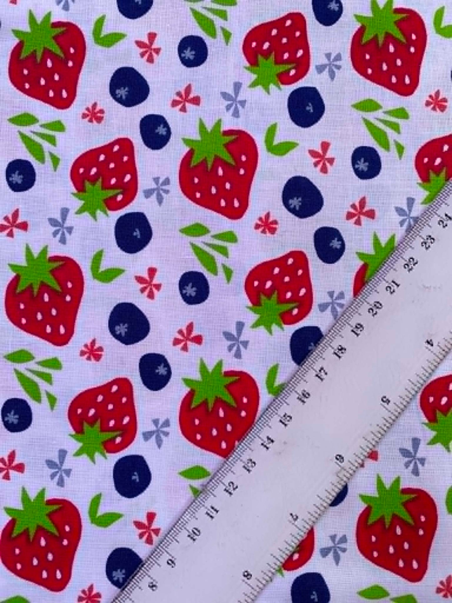 White Strawberry & Blueberry 100% Cotton Fabric - Summer Berry - 44" Wide By The Metre