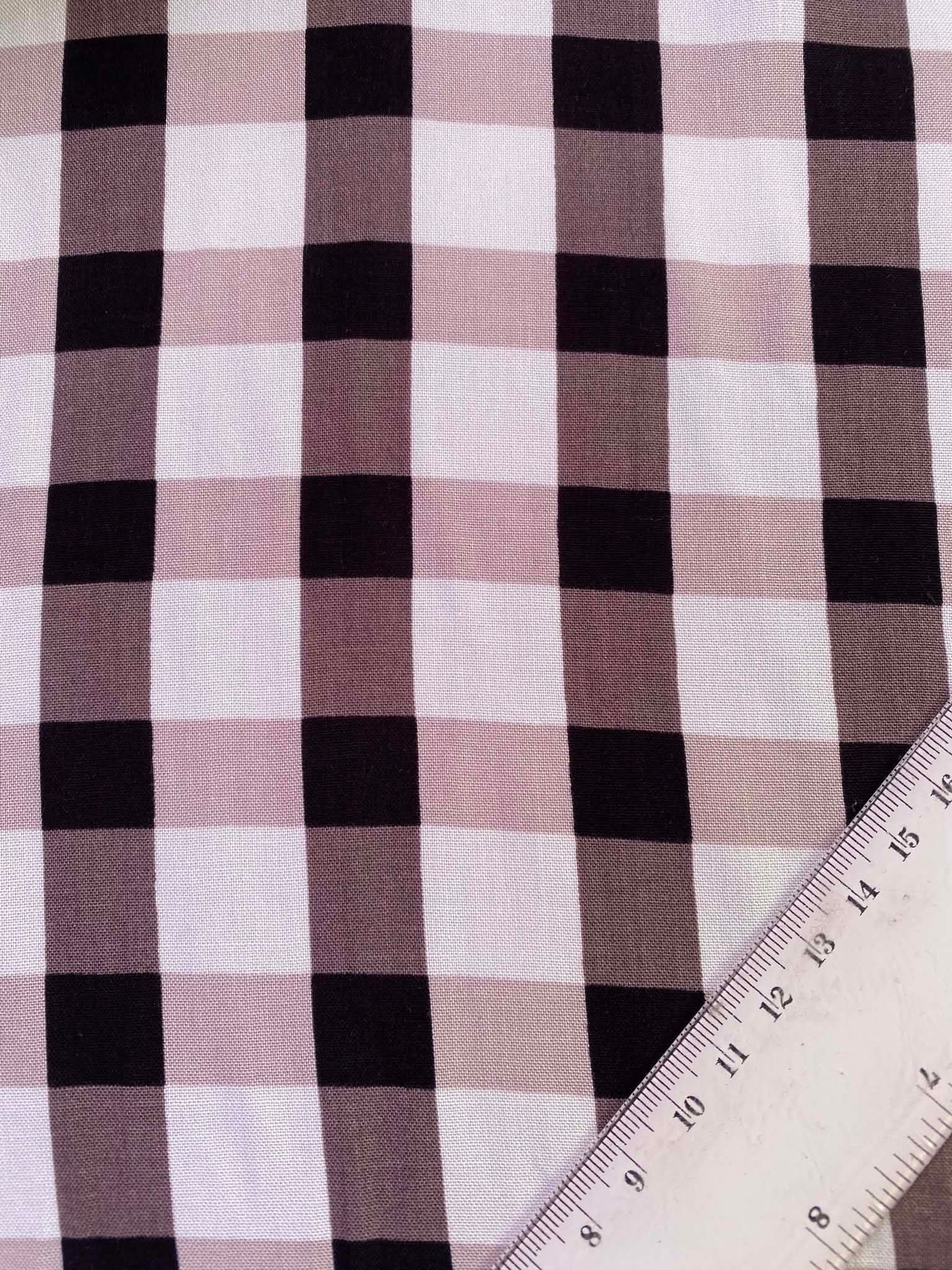 Black & White Gingham Check Cotton Fabric (Non-Stretch) – 60" Wide (£3.99/m)