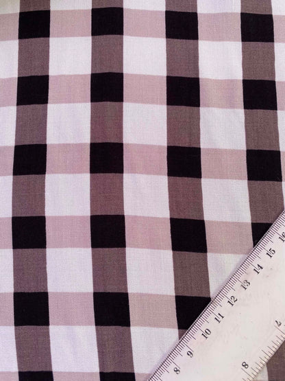 Black & White Gingham Check Cotton Fabric (Non-Stretch) – 60" Wide (£3.99/m)