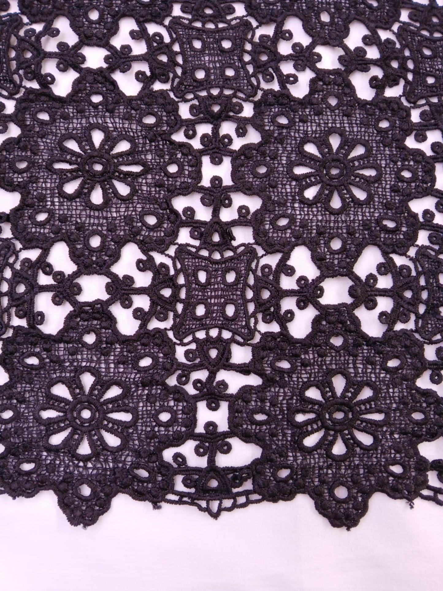 River Island - Dry Lace Double Scalloped - Black - 45" Wide - Sold By The Metre