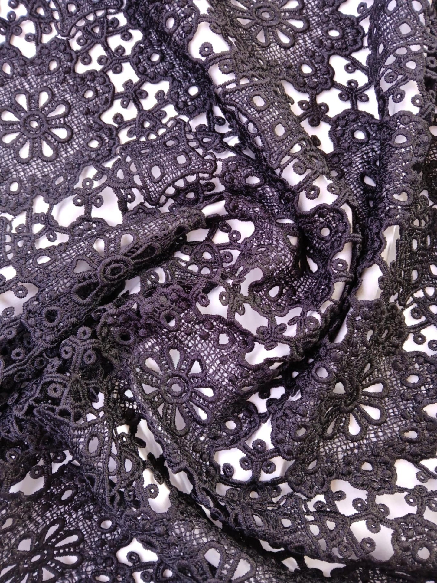 River Island - Dry Lace Double Scalloped - Black - 45" Wide - Sold By The Metre