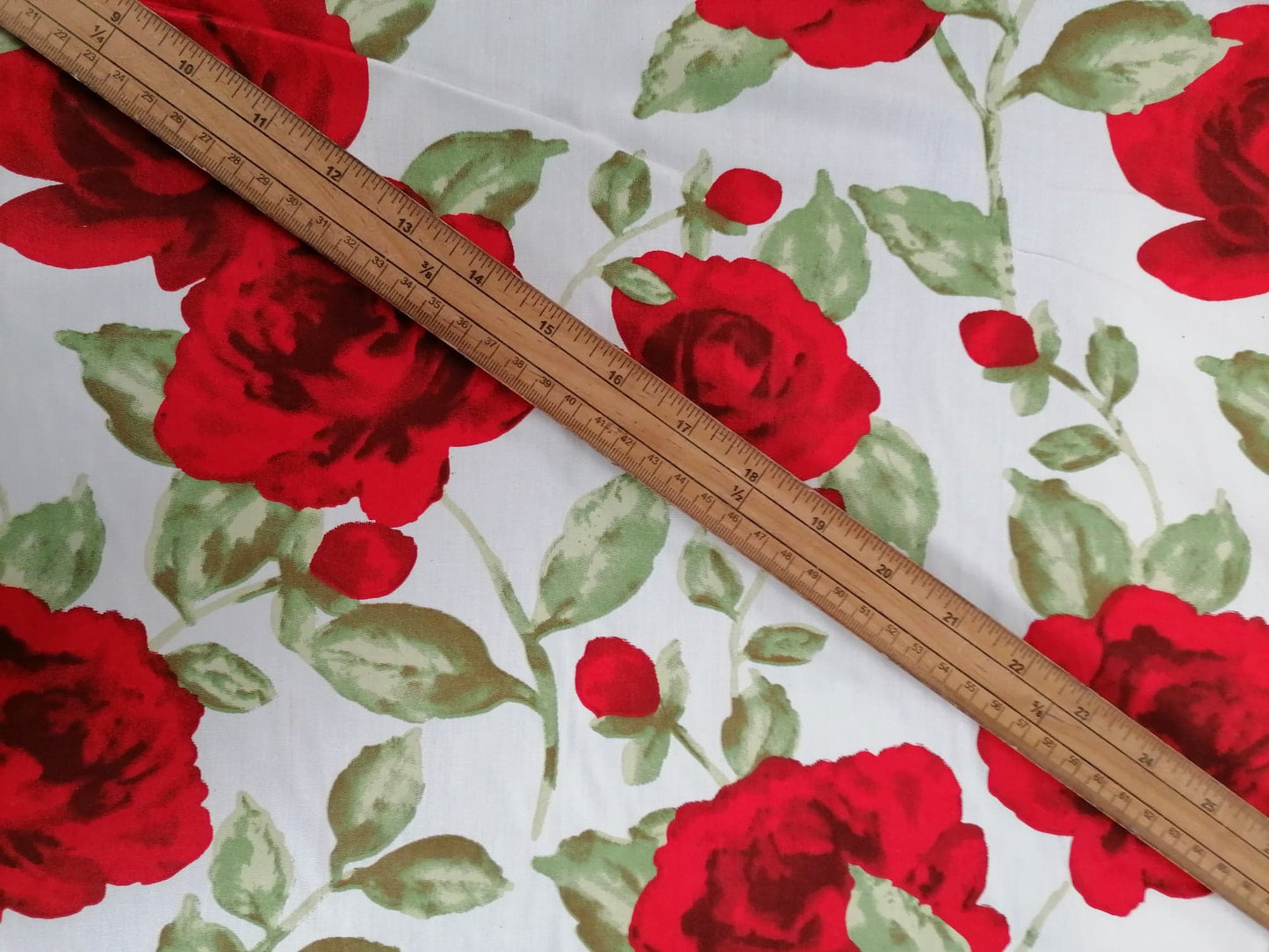 100% Organic Cotton - Red/White/Green - 45" Wide - Sold By The Metre